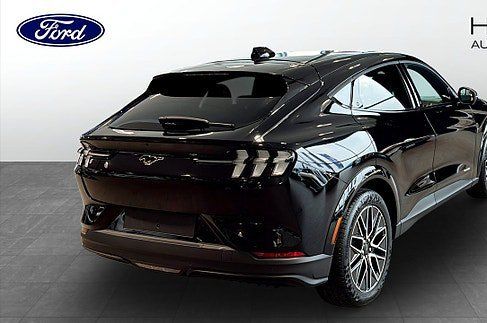 Ford Mustang Mach-E, 2025