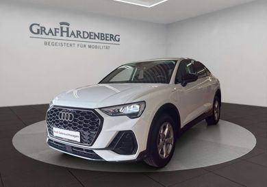 Audi Q3, 2022