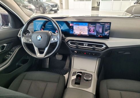BMW 318, 2023