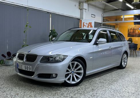 BMW 325, 2010