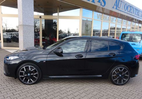 BMW 118, 2025