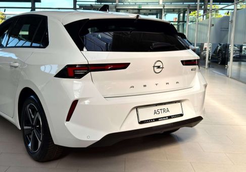 Opel Astra, 2026