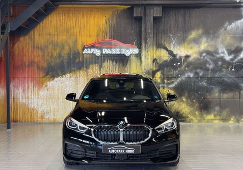 BMW 118, 2024