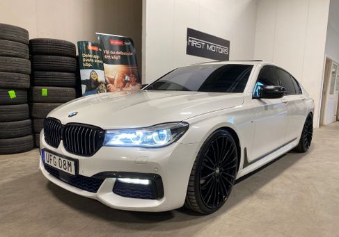 BMW 750, 2016
