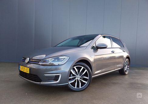 Volkswagen Golf, 2019