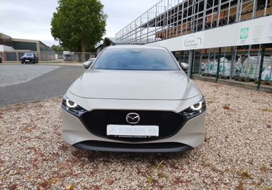 Mazda 3, 2025