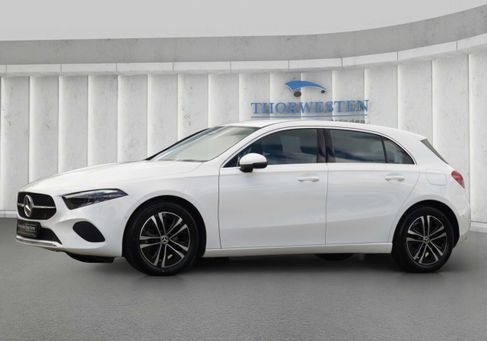 Mercedes-Benz A 180, 2025 3