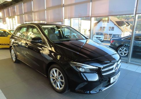 Mercedes-Benz B 180, 2019