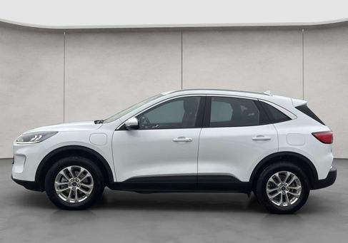 Ford Kuga, 2022