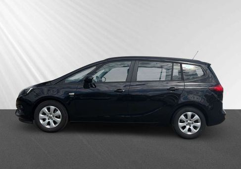 Opel Zafira, 2017