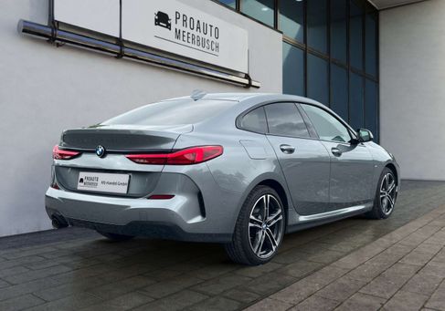 BMW 218, 2025 3