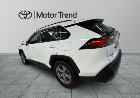 Toyota RAV 4, 2025 2