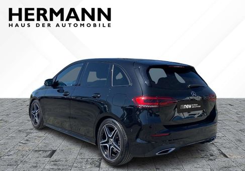 Mercedes-Benz B 180, 2019