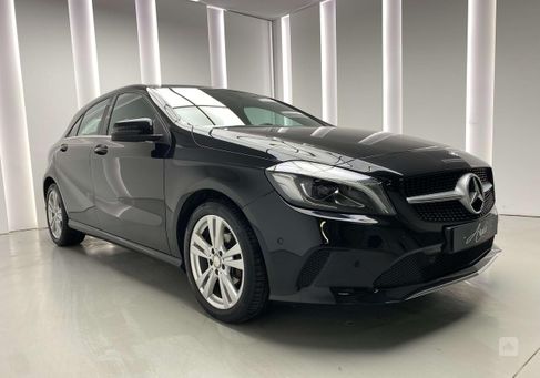 Mercedes-Benz CLA Klasė, 2015