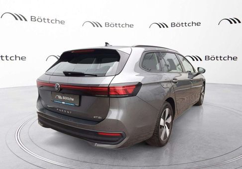 Volkswagen Passat Variant, 2024 3