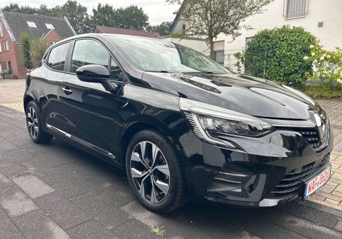 Renault Clio, 2023