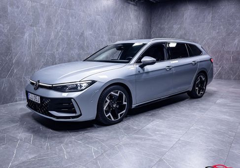 Volkswagen Passat Variant, 2025 3