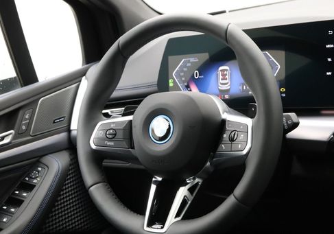 BMW 225 Active Tourer, 2025