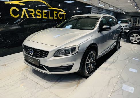 Volvo V60 Cross Country, 2016