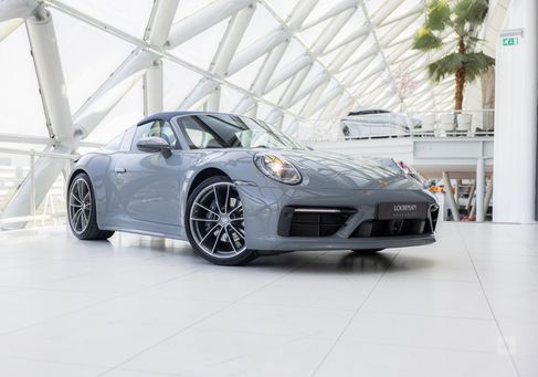 Porsche 992, 2024