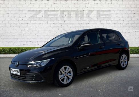 Volkswagen Golf, 2023