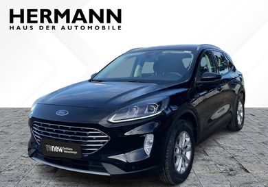 Ford Kuga, 2021
