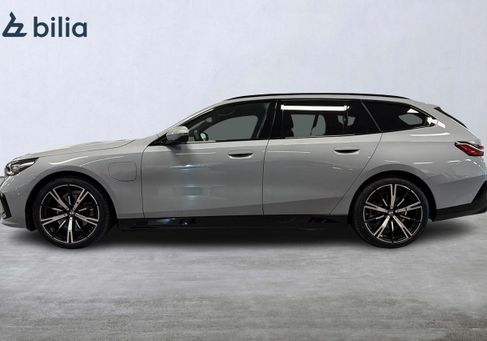 BMW 530, 2026