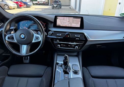 BMW 520, 2020 3