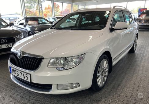 Skoda Superb, 2012