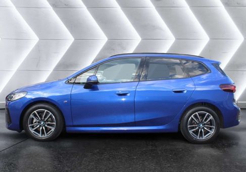 BMW 220, 2022