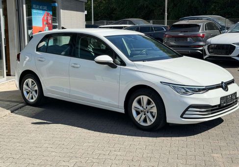 Volkswagen Golf, 2023 3