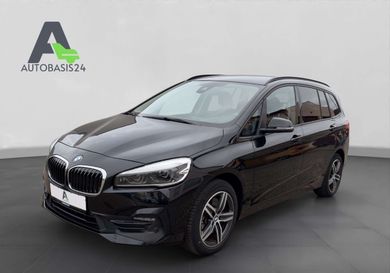 BMW 218, 2018