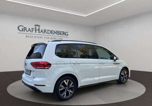 Volkswagen Touran, 2023 2