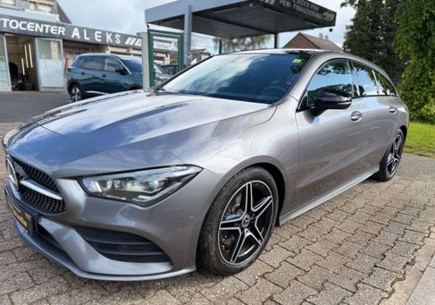 Mercedes-Benz CLA 200, 2022