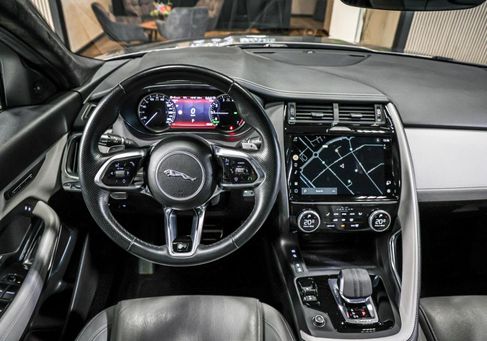 Jaguar E-Pace, 2022 2