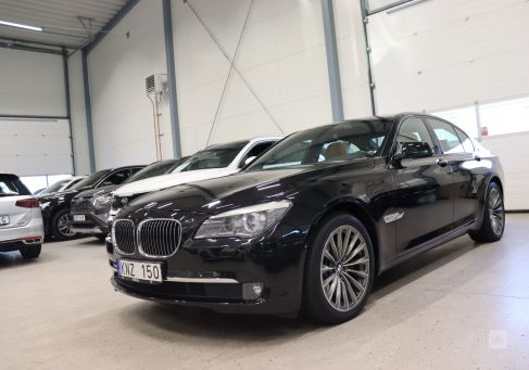 BMW 750, 2010