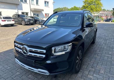 Mercedes-Benz GLB 200, 2023