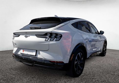 Ford Mustang, 2022