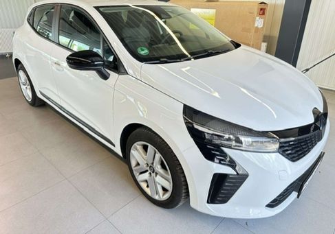 Renault Clio, 2024