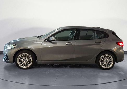 BMW 118, 2023