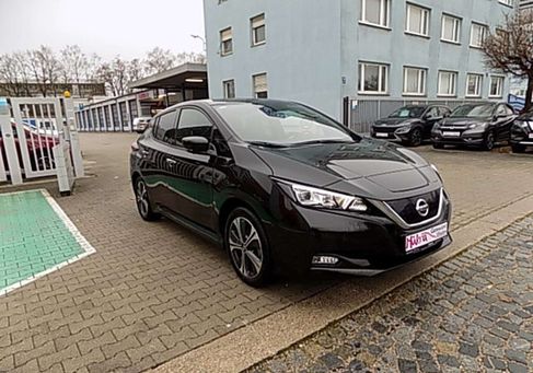 Nissan Leaf, 2020 3