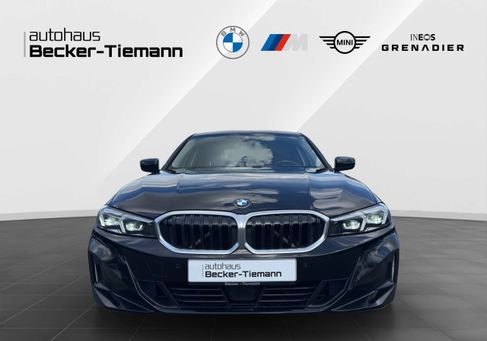 BMW 318, 2022
