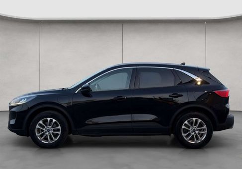 Ford Kuga, 2022