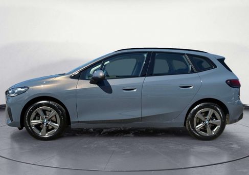 BMW 220, 2025 3