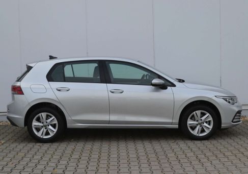 Volkswagen Golf, 2023 2