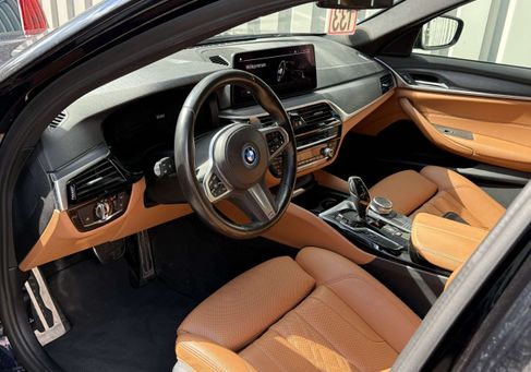BMW 530, 2021 3