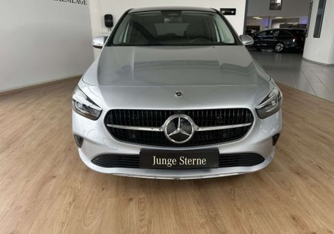 Mercedes-Benz B 180, 2024