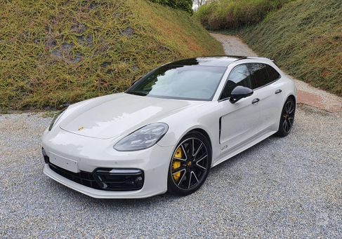 Porsche Panamera, 2019