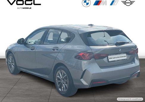 BMW 120, 2025