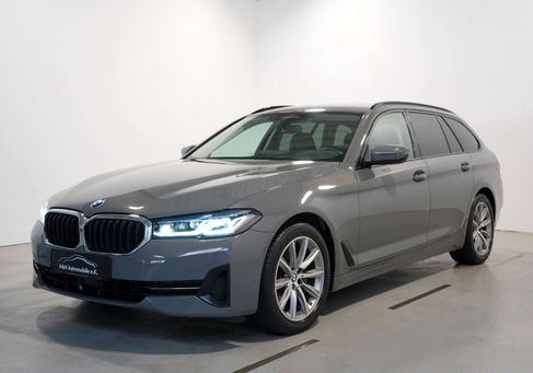 BMW 520, 2021 3